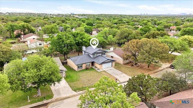 11926 Holm Oaks Drive, San Antonio, TX 78249
