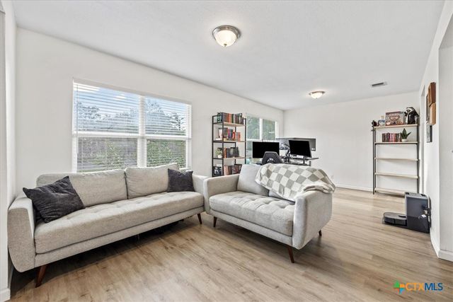 11926 Holm Oaks Drive, San Antonio, TX 78249