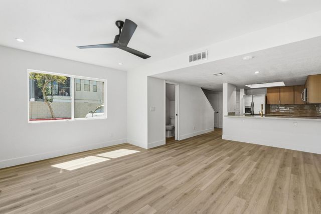 122 S Hardy Drive Apt 43, Tempe, AZ 85281