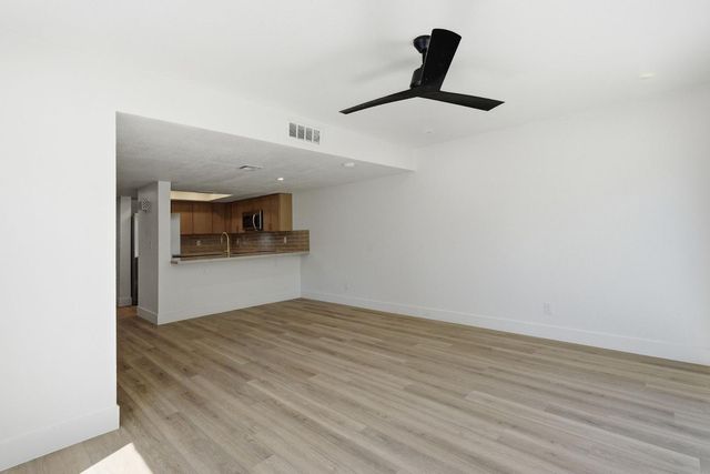 122 S Hardy Drive Apt 43, Tempe, AZ 85281