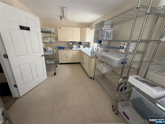 104 Lincoln Avenue, Hawthorne, NJ 07506