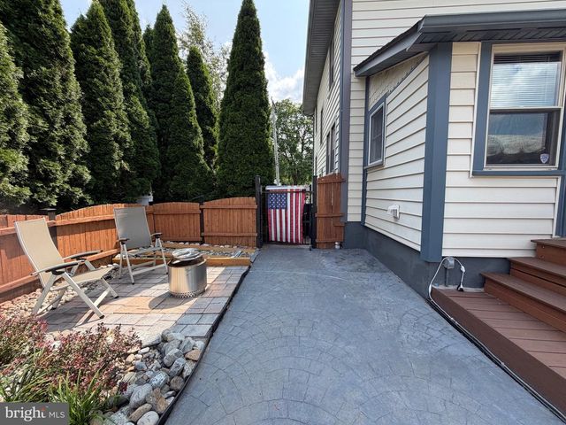 97 WILSON AVE, Warminster, PA 18974