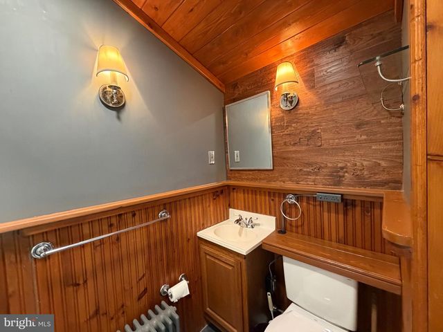 97 WILSON AVE, Warminster, PA 18974