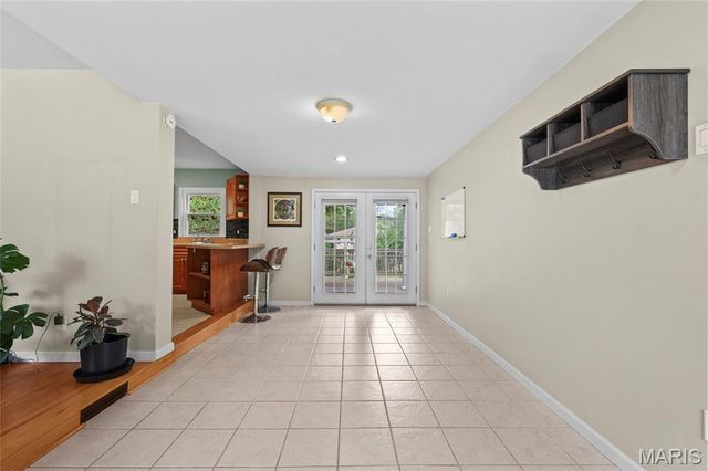 9557 Cantwell Drive, Affton, MO 63123
