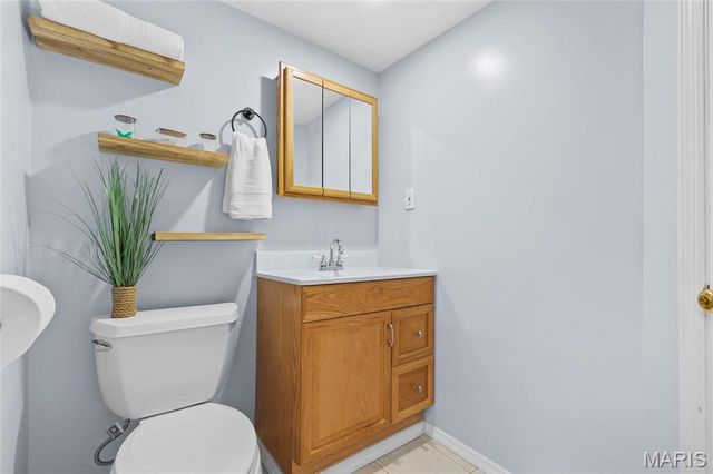 9557 Cantwell Drive, Affton, MO 63123