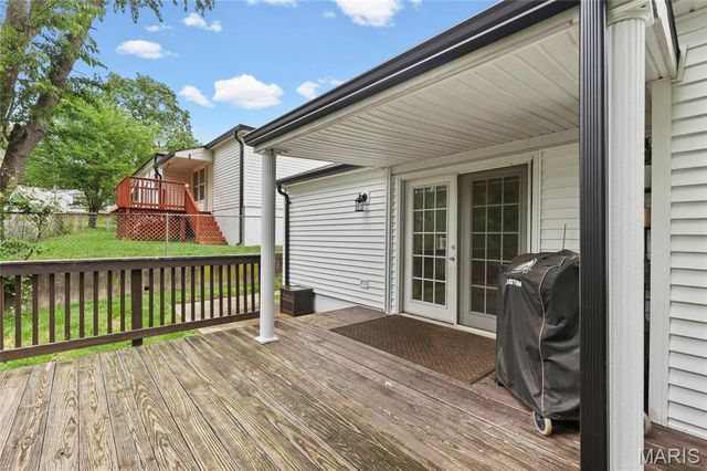 9557 Cantwell Drive, Affton, MO 63123