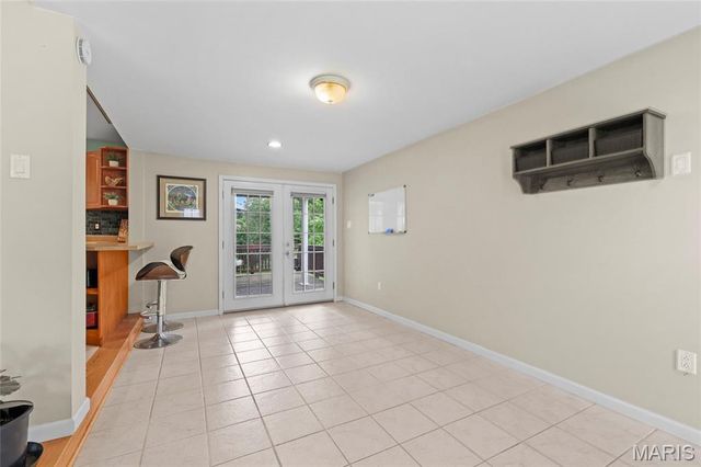 9557 Cantwell Drive, Affton, MO 63123