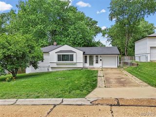 9557 Cantwell Drive, Affton, MO 63123