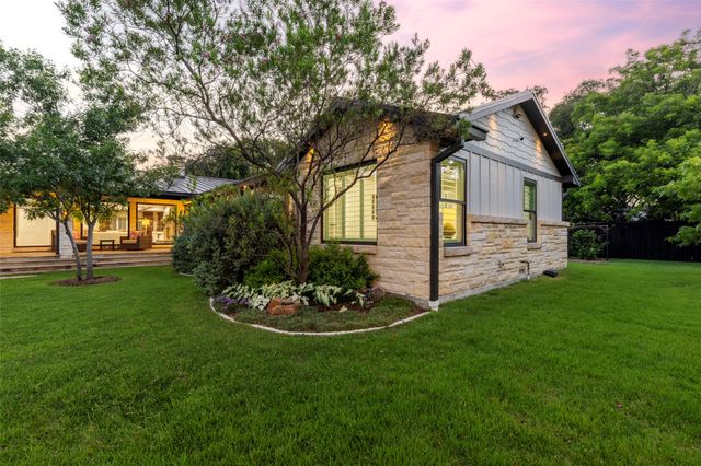 1450 N Buckner Boulevard, Dallas, TX 75218