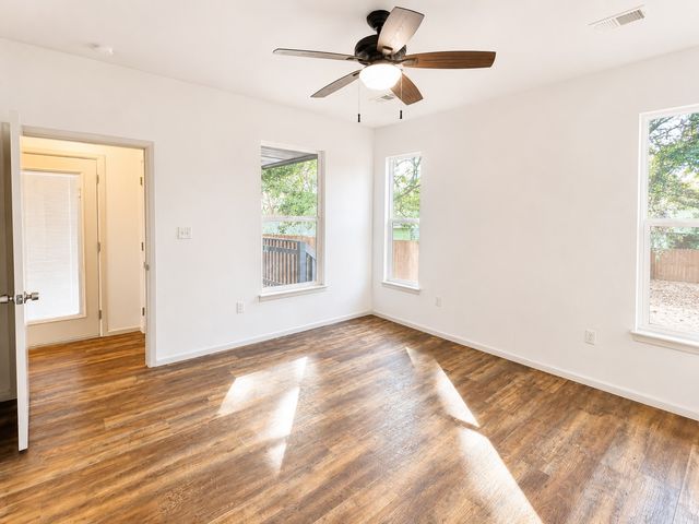 713 N Wood Street, Denton, TX 76209