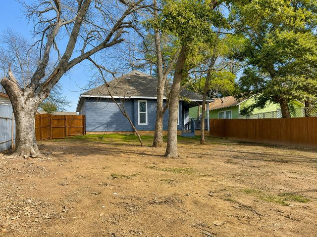 713 N Wood Street, Denton, TX 76209