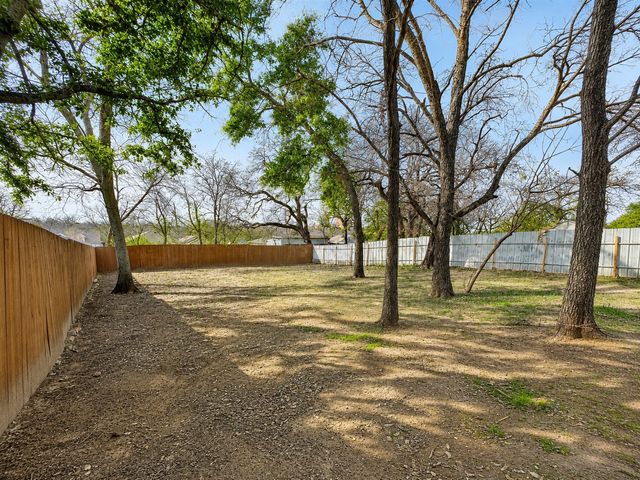713 N Wood Street, Denton, TX 76209
