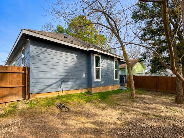 713 N Wood Street, Denton, TX 76209
