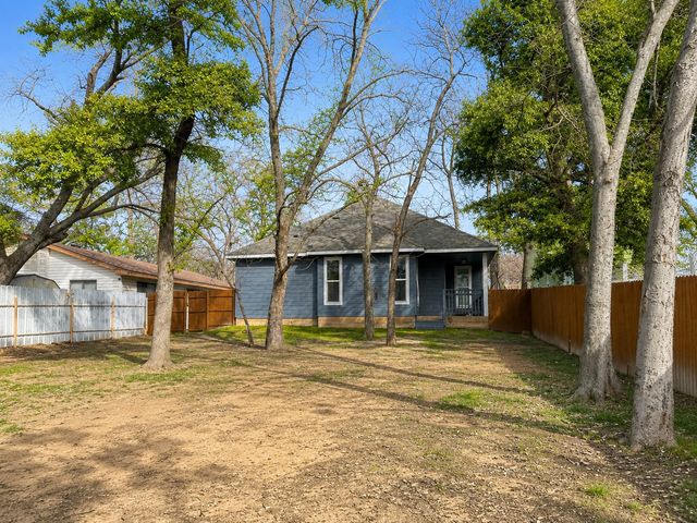713 N Wood Street, Denton, TX 76209