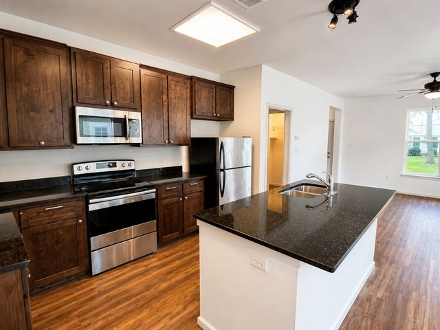 713 N Wood Street, Denton, TX 76209