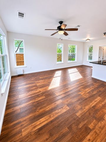 713 N Wood Street, Denton, TX 76209