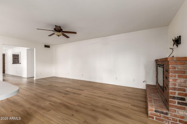 5222 W LAS PALMARITAS Drive, Glendale, AZ 85302