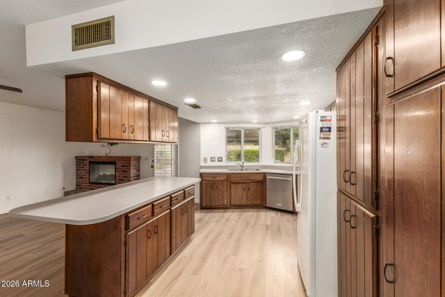 5222 W LAS PALMARITAS Drive, Glendale, AZ 85302