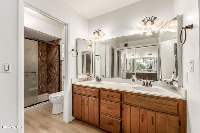 5222 W LAS PALMARITAS Drive, Glendale, AZ 85302