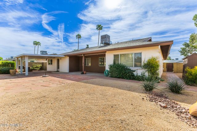 5222 W LAS PALMARITAS Drive, Glendale, AZ 85302