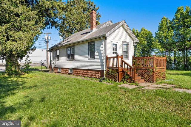 631 HIGH ST, Burlington, NJ 08016