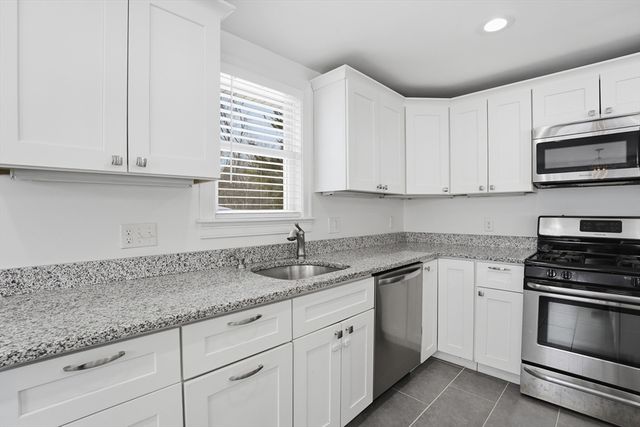 2 Hemenway Road, Framingham, MA 01701