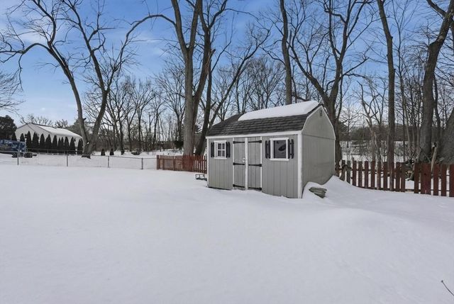 2 Hemenway Road, Framingham, MA 01701