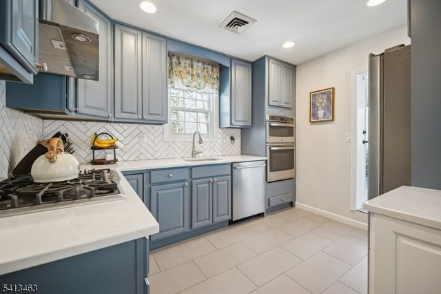 35 Lenox Ter, West Orange Twp., NJ 07052