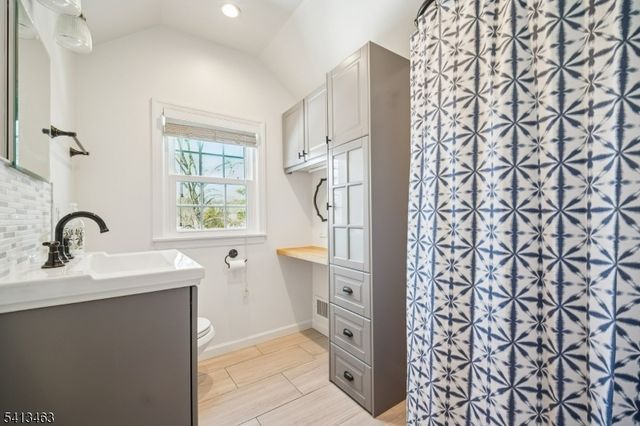 35 Lenox Ter, West Orange Twp., NJ 07052