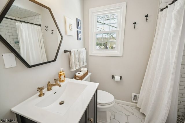 35 Lenox Ter, West Orange Twp., NJ 07052