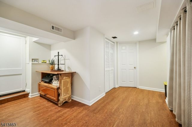 35 Lenox Ter, West Orange Twp., NJ 07052