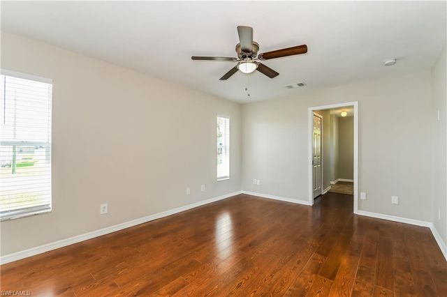 1425 SW 6th PL, Cape Coral, FL 33991