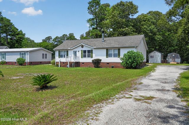 1866 Sunset Cove Drive SE, Bolivia, NC 28422