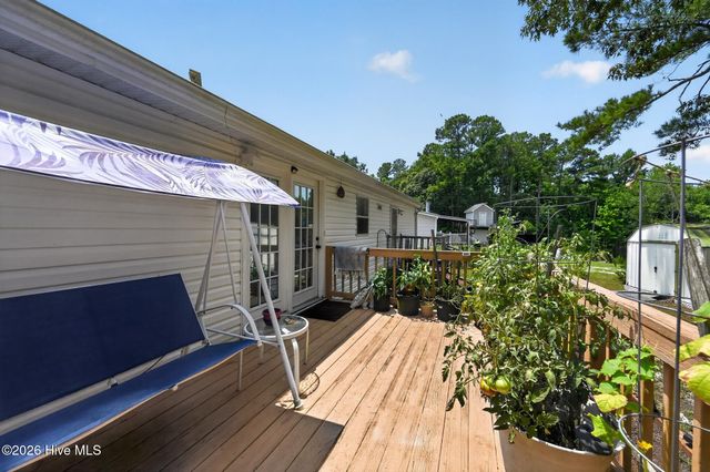 1866 Sunset Cove Drive SE, Bolivia, NC 28422