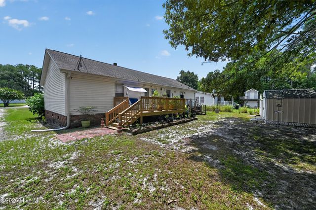 1866 Sunset Cove Drive SE, Bolivia, NC 28422