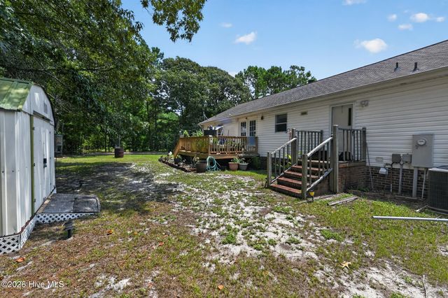 1866 Sunset Cove Drive SE, Bolivia, NC 28422