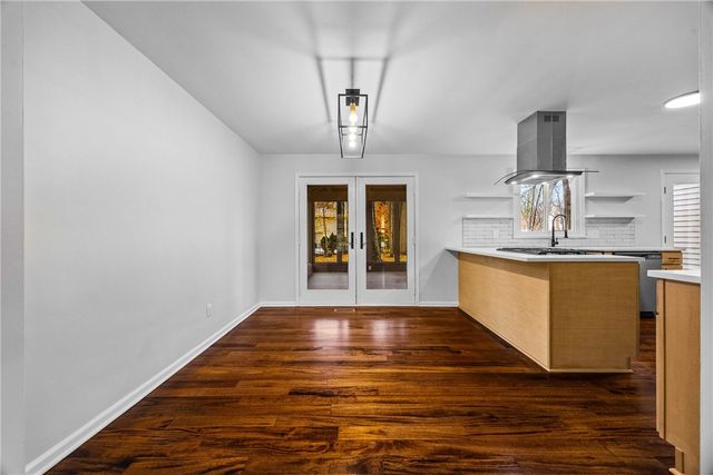 1165 Woodbridge Lane, Webster, NY 14580