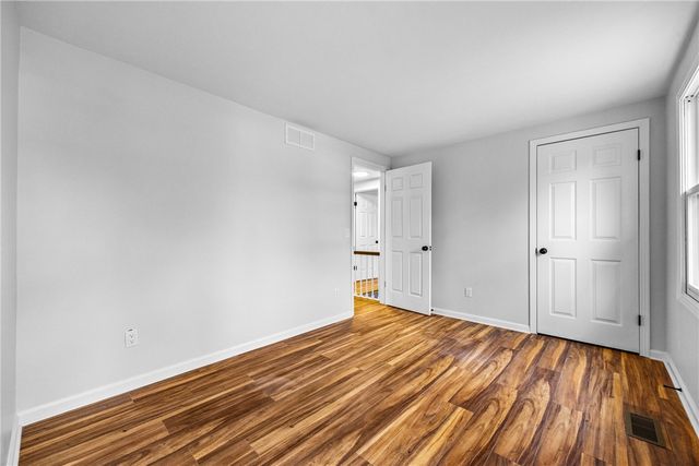 1165 Woodbridge Lane, Webster, NY 14580