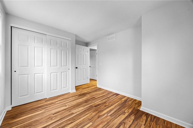 1165 Woodbridge Lane, Webster, NY 14580