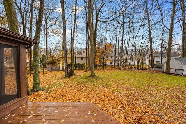 1165 Woodbridge Lane, Webster, NY 14580