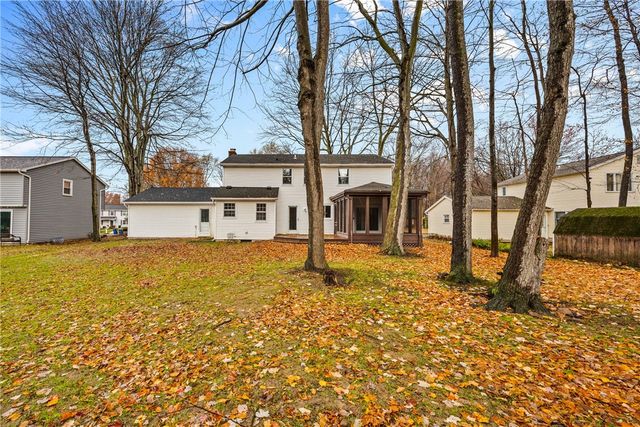 1165 Woodbridge Lane, Webster, NY 14580