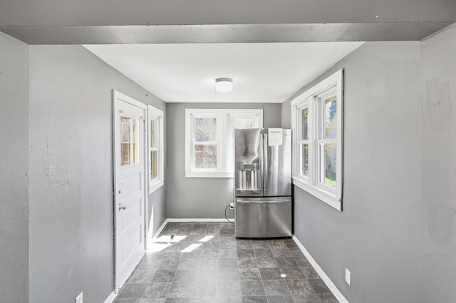 324 Van Buren Avenue, Saint Paul, MN 55103