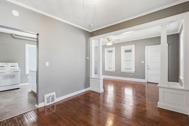 324 Van Buren Avenue, Saint Paul, MN 55103