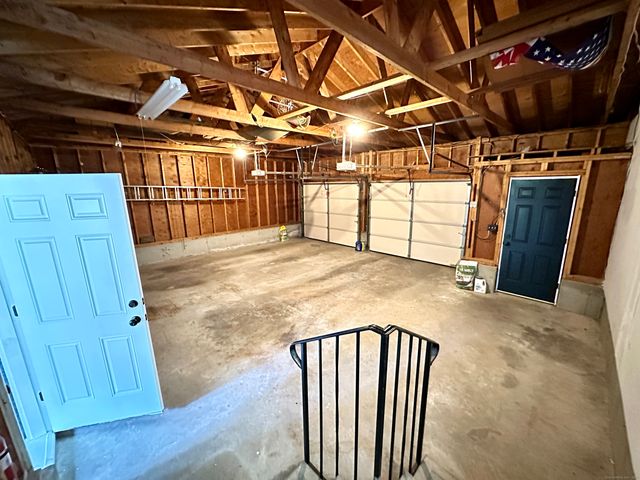 3 Coolidge Drive, Enfield, CT 06082