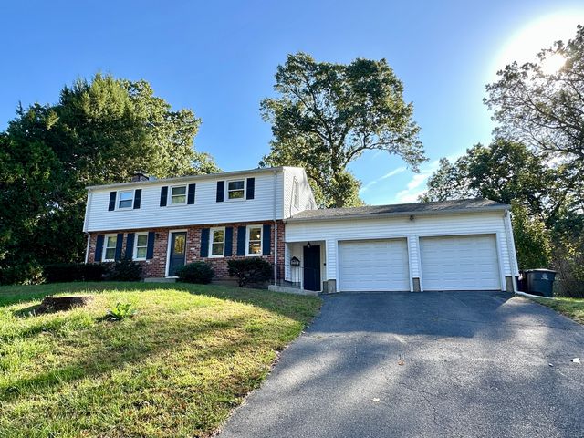 3 Coolidge Drive, Enfield, CT 06082