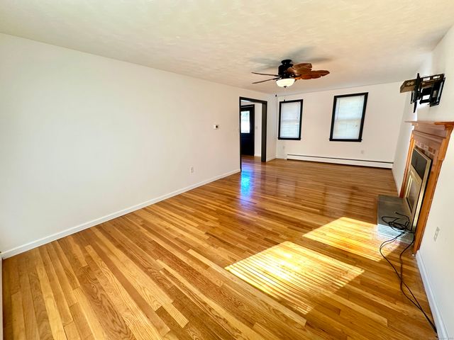 3 Coolidge Drive, Enfield, CT 06082