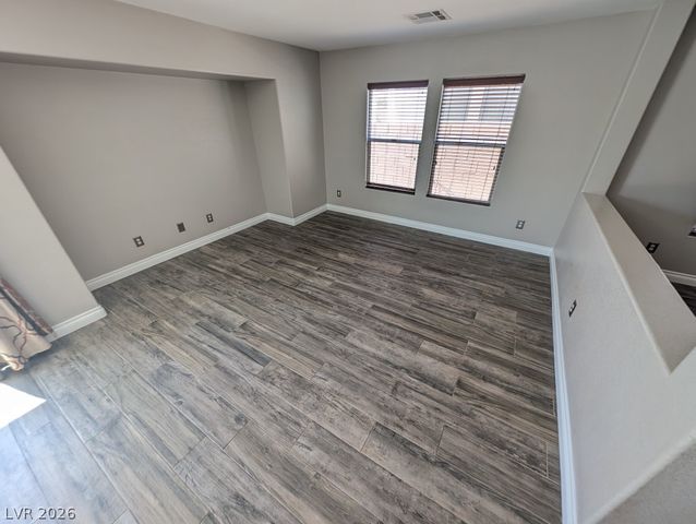 4917 Hostetler Avenue, Las Vegas, NV 89131