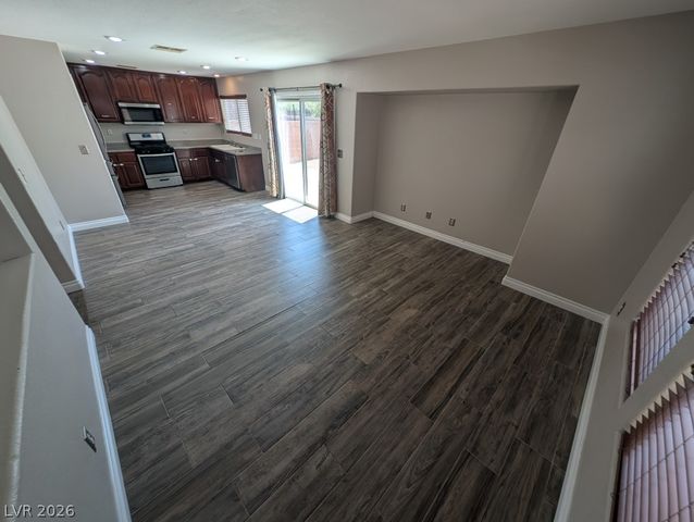 4917 Hostetler Avenue, Las Vegas, NV 89131