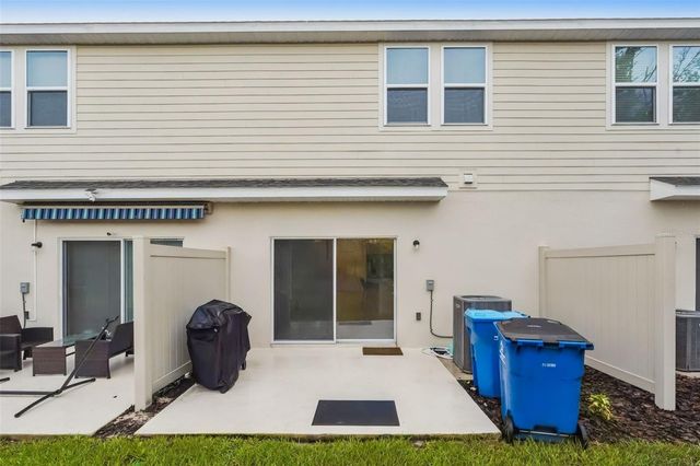 2576 PENGUIN BOULEVARD, Davenport, FL 33837