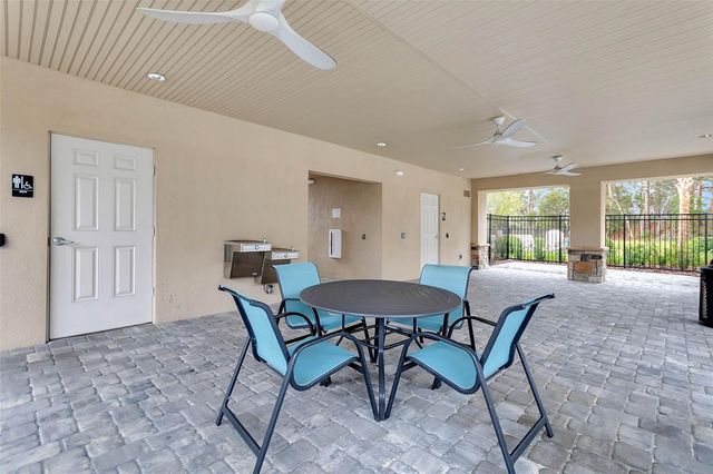 2576 PENGUIN BOULEVARD, Davenport, FL 33837